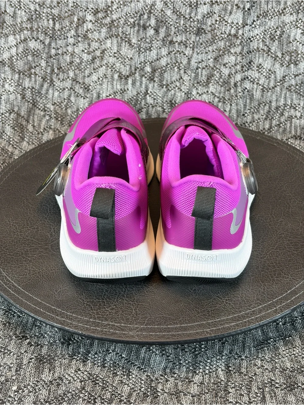 New Balance kids DynaSoft Reveal v4 BOA sneakers size 6.5 Wide
